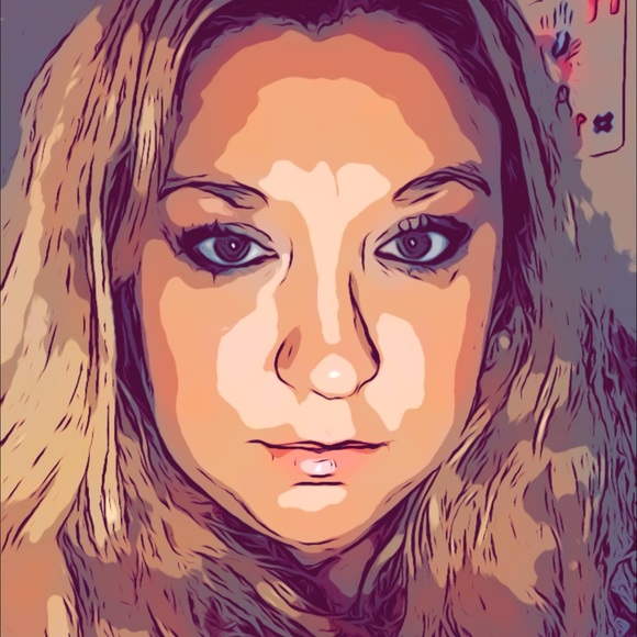 Meet your Posher, Chrissy - Picture 1 of 1